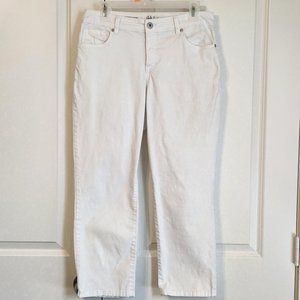 Style & Co. Curvy Capri white jeans,  size 8